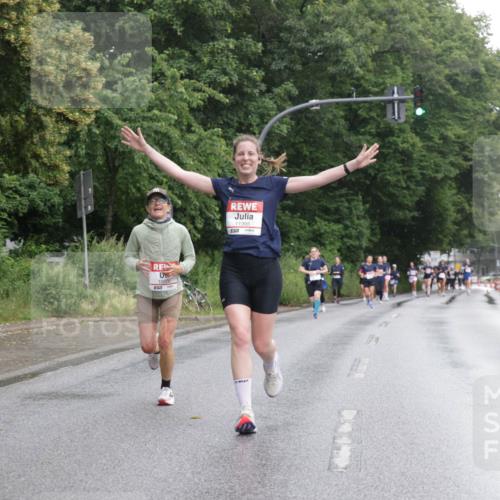 14.06.2026 - REWE Women's Run Jannik Wohlers http://msf.ph/oto/9791824 14.06.2026 09:50:02 Laufen 10806, 11395, 577 meine-sportfotos.de