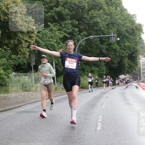 14.06.2026 - REWE Women's Run Jannik Wohlers http://msf.ph/oto/9791834 14.06.2026 09:50:02 Laufen 10806, 11395, 57 meine-sportfotos.de