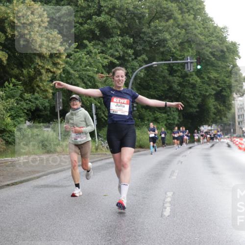 14.06.2026 - REWE Women's Run Jannik Wohlers http://msf.ph/oto/9791836 14.06.2026 09:50:02 Laufen 10806, 11395 meine-sportfotos.de