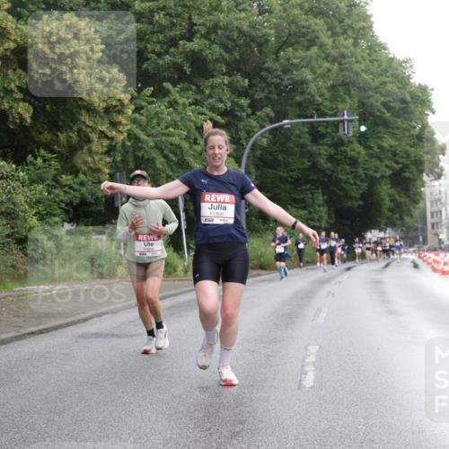 14.06.2026 - REWE Women's Run Jannik Wohlers http://msf.ph/oto/9791842 14.06.2026 09:50:02 Laufen 10806, 11395, 50 meine-sportfotos.de