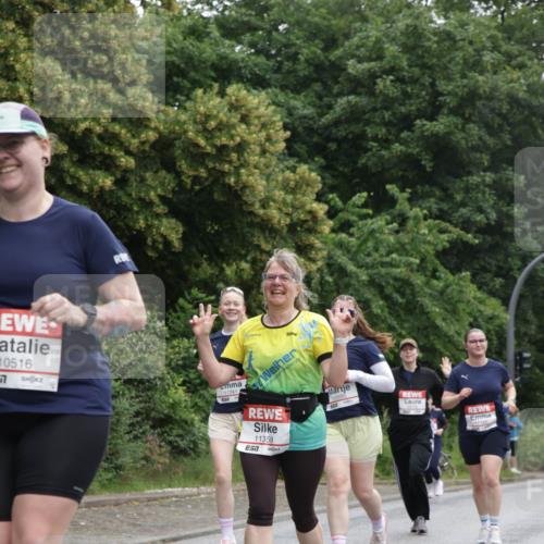 14.06.2026 - REWE Women's Run Jannik Wohlers http://msf.ph/oto/9791875 14.06.2026 10:06:22 Laufen 10516, 11241, 11358, 7, 10595 meine-sportfotos.de