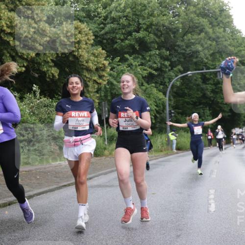 14.06.2026 - REWE Women's Run Jannik Wohlers http://msf.ph/oto/9792009 14.06.2026 09:50:20 Laufen 10299, 57, 11502, 657, 10434, 10899, 7 meine-sportfotos.de