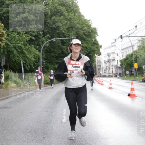14.06.2026 - REWE Women's Run Jannik Wohlers http://msf.ph/oto/9792067 14.06.2026 09:50:28 Laufen 11266, 57 meine-sportfotos.de