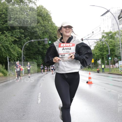 14.06.2026 - REWE Women's Run Jannik Wohlers http://msf.ph/oto/9792085 14.06.2026 09:50:28 Laufen 11266, 7 meine-sportfotos.de