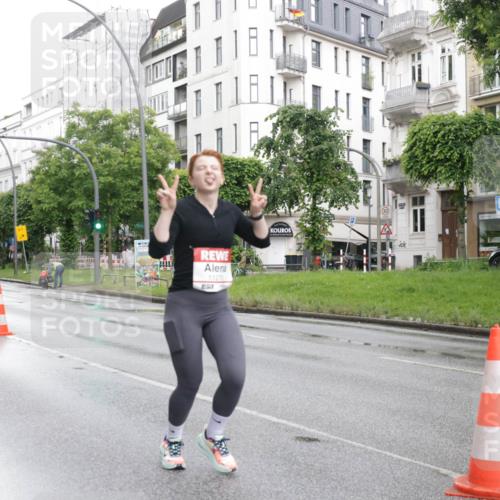 14.06.2026 - REWE Women's Run Jannik Wohlers http://msf.ph/oto/9792119 14.06.2026 09:50:33 Laufen 11270, 30 meine-sportfotos.de