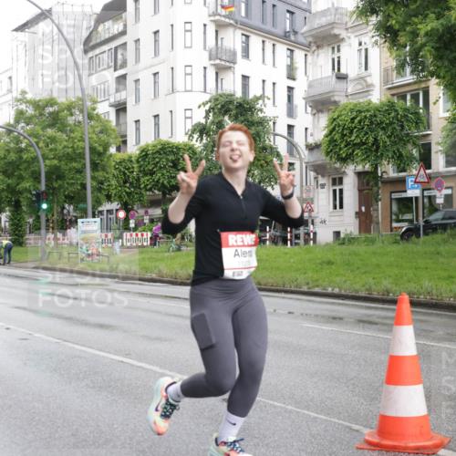 14.06.2026 - REWE Women's Run Jannik Wohlers http://msf.ph/oto/9792129 14.06.2026 09:50:34 Laufen 1121, 57, 30 meine-sportfotos.de