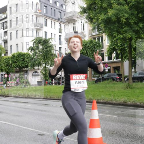 14.06.2026 - REWE Women's Run Jannik Wohlers http://msf.ph/oto/9792139 14.06.2026 09:50:34 Laufen 11270, 57 meine-sportfotos.de