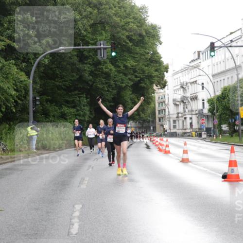 14.06.2026 - REWE Women's Run Jannik Wohlers http://msf.ph/oto/9792162 14.06.2026 09:50:40 Laufen 3, 1 meine-sportfotos.de