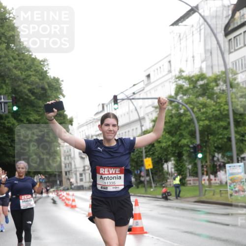 14.06.2026 - REWE Women's Run Jannik Wohlers http://msf.ph/oto/9792177 14.06.2026 09:50:44 Laufen 11335 meine-sportfotos.de