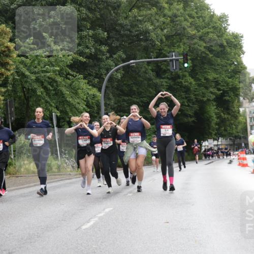 14.06.2026 - REWE Women's Run Jannik Wohlers http://msf.ph/oto/9792265 14.06.2026 10:07:01 Laufen 10384 meine-sportfotos.de