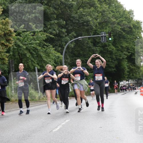 14.06.2026 - REWE Women's Run Jannik Wohlers http://msf.ph/oto/9792280 14.06.2026 10:07:01 Laufen 10384 meine-sportfotos.de