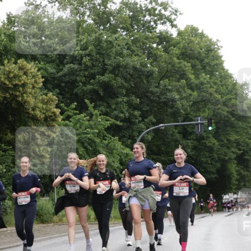 14.06.2026 - REWE Women's Run Jannik Wohlers http://msf.ph/oto/9792292 14.06.2026 10:07:02 Laufen 10145 meine-sportfotos.de