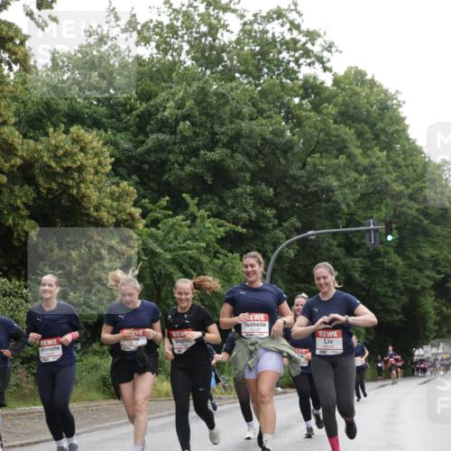 14.06.2026 - REWE Women's Run Jannik Wohlers http://msf.ph/oto/9792313 14.06.2026 10:07:03 Laufen 10146, 10, 10147 meine-sportfotos.de