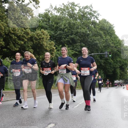 14.06.2026 - REWE Women's Run Jannik Wohlers http://msf.ph/oto/9792320 14.06.2026 10:07:04 Laufen 10146, 10147, 10145 meine-sportfotos.de