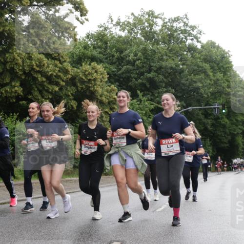 14.06.2026 - REWE Women's Run Jannik Wohlers http://msf.ph/oto/9792332 14.06.2026 10:07:04 Laufen 10146, 10148, 10147, 10145 meine-sportfotos.de