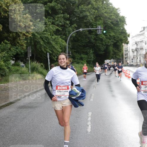 14.06.2026 - REWE Women's Run Jannik Wohlers http://msf.ph/oto/9792342 14.06.2026 09:51:00 Laufen 11499, 7, 11368, 7 meine-sportfotos.de