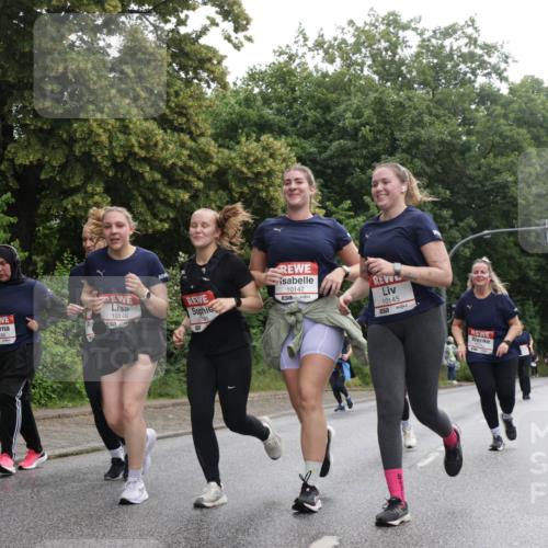 14.06.2026 - REWE Women's Run Jannik Wohlers http://msf.ph/oto/9792346 14.06.2026 10:07:04 Laufen 10146, 57, 10147, 10145, 51 meine-sportfotos.de