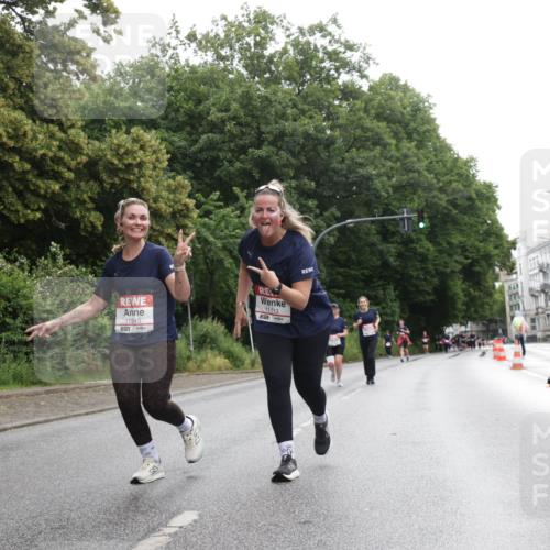 14.06.2026 - REWE Women's Run Jannik Wohlers http://msf.ph/oto/9792377 14.06.2026 10:07:06 Laufen 11340, 11113 meine-sportfotos.de