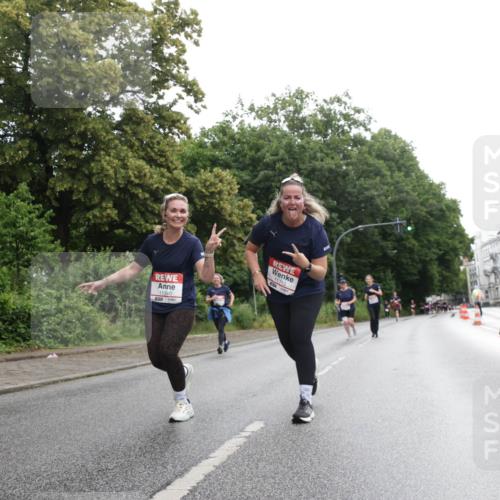 14.06.2026 - REWE Women's Run Jannik Wohlers http://msf.ph/oto/9792395 14.06.2026 10:07:06 Laufen 11340, 11113 meine-sportfotos.de