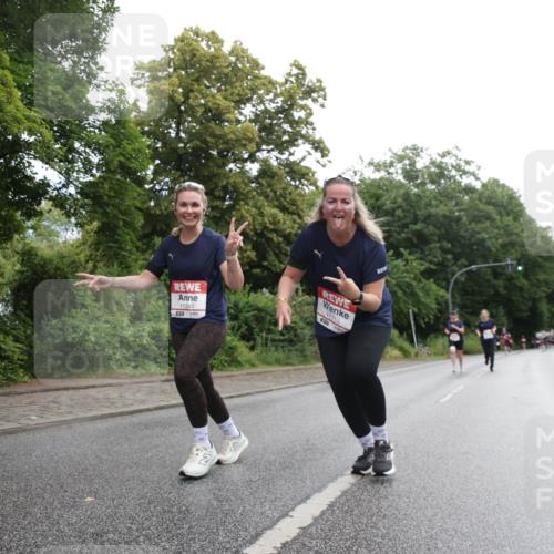 14.06.2026 - REWE Women's Run Jannik Wohlers http://msf.ph/oto/9792417 14.06.2026 10:07:06 Laufen 11340, 11113, 50 meine-sportfotos.de