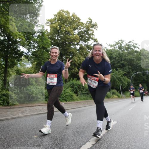 14.06.2026 - REWE Women's Run Jannik Wohlers http://msf.ph/oto/9792422 14.06.2026 10:07:06 Laufen 11340, 11113 meine-sportfotos.de