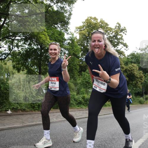 14.06.2026 - REWE Women's Run Jannik Wohlers http://msf.ph/oto/9792436 14.06.2026 10:07:07 Laufen 11113, 11340, 511 meine-sportfotos.de