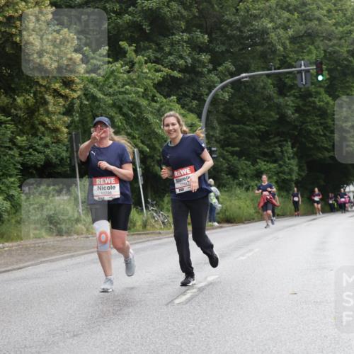 14.06.2026 - REWE Women's Run Jannik Wohlers http://msf.ph/oto/9792452 14.06.2026 10:07:09 Laufen 10298, 11317, 857 meine-sportfotos.de