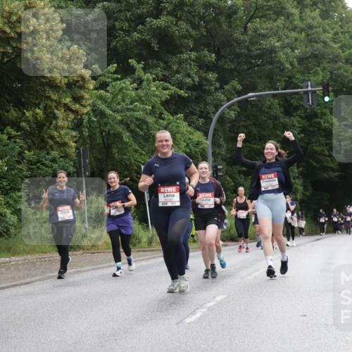 14.06.2026 - REWE Women's Run Jannik Wohlers http://msf.ph/oto/9792659 14.06.2026 10:07:38 Laufen 10587 meine-sportfotos.de