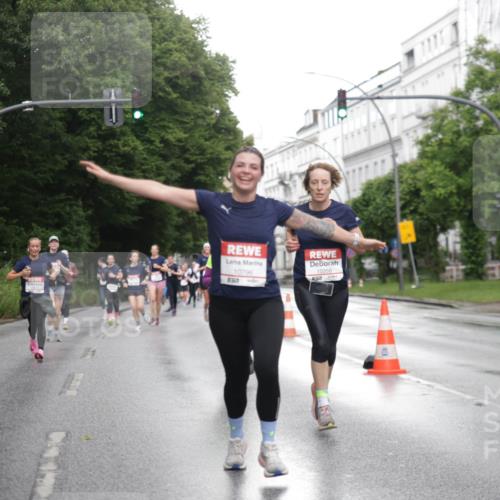 14.06.2026 - REWE Women's Run Jannik Wohlers http://msf.ph/oto/9792660 14.06.2026 09:51:39 Laufen 10796, 10358, 7 meine-sportfotos.de