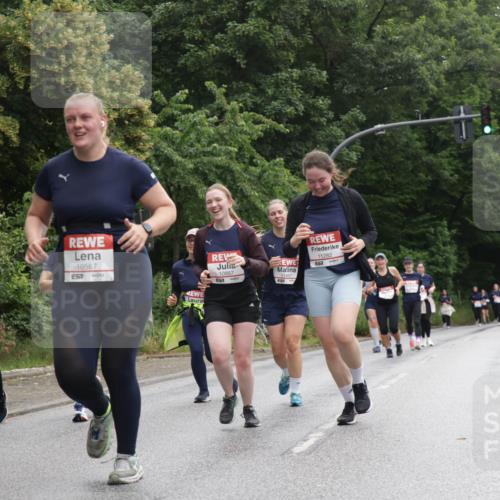 14.06.2026 - REWE Women's Run Jannik Wohlers http://msf.ph/oto/9792681 14.06.2026 10:07:40 Laufen 10587, 57, 10887, 11457, 11282, 7 meine-sportfotos.de