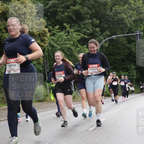 14.06.2026 - REWE Women's Run Jannik Wohlers http://msf.ph/oto/9792692 14.06.2026 10:07:40 Laufen 11445, 10587, 57, 11282, 57 meine-sportfotos.de