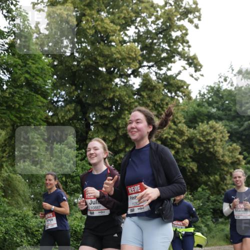 14.06.2026 - REWE Women's Run Jannik Wohlers http://msf.ph/oto/9792716 14.06.2026 10:07:42 Laufen 10887, 11282, 77, 11457 meine-sportfotos.de
