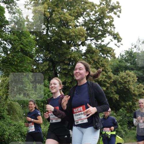 14.06.2026 - REWE Women's Run Jannik Wohlers http://msf.ph/oto/9792718 14.06.2026 10:07:42 Laufen 10887, 57, 11282, 11457 meine-sportfotos.de