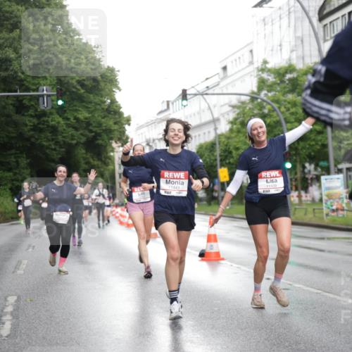 14.06.2026 - REWE Women's Run Jannik Wohlers http://msf.ph/oto/9792744 14.06.2026 09:51:45 Laufen 11443, 11409, 57, 10600 meine-sportfotos.de