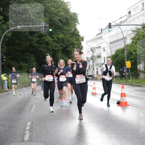 14.06.2026 - REWE Women's Run Jannik Wohlers http://msf.ph/oto/9792823 14.06.2026 09:51:52 Laufen 10867 meine-sportfotos.de