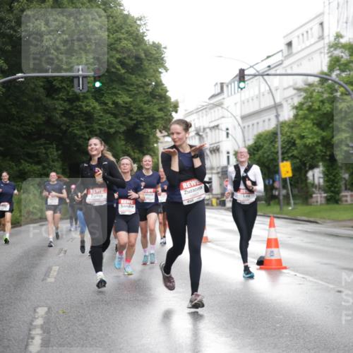 14.06.2026 - REWE Women's Run Jannik Wohlers http://msf.ph/oto/9792833 14.06.2026 09:51:52 Laufen 10867 meine-sportfotos.de
