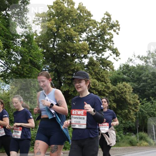 14.06.2026 - REWE Women's Run Jannik Wohlers http://msf.ph/oto/9792841 14.06.2026 10:07:50 Laufen 7, 10595, 10498, 57, 10688 meine-sportfotos.de