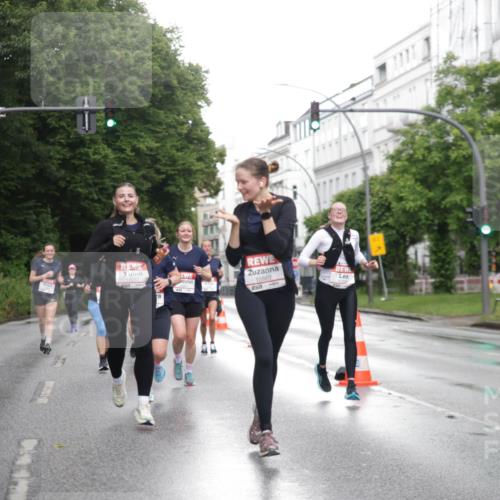 14.06.2026 - REWE Women's Run Jannik Wohlers http://msf.ph/oto/9792844 14.06.2026 09:51:52 Laufen 10265, 10867 meine-sportfotos.de