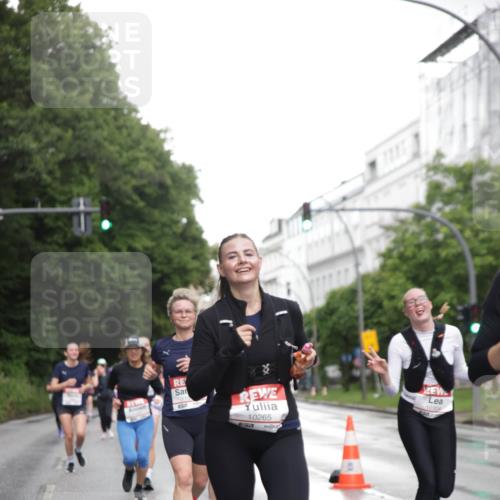 14.06.2026 - REWE Women's Run Jannik Wohlers http://msf.ph/oto/9792858 14.06.2026 09:51:53 Laufen 7, 10265, 10304 meine-sportfotos.de