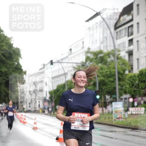 14.06.2026 - REWE Women's Run Jannik Wohlers http://msf.ph/oto/9792925 14.06.2026 09:51:58 Laufen 10882, 7 meine-sportfotos.de