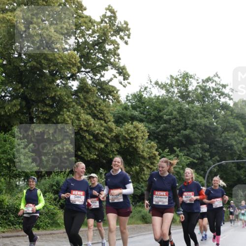 14.06.2026 - REWE Women's Run Jannik Wohlers http://msf.ph/oto/9793012 14.06.2026 10:08:10 Laufen 10689, 410404, 1497, 10644 meine-sportfotos.de