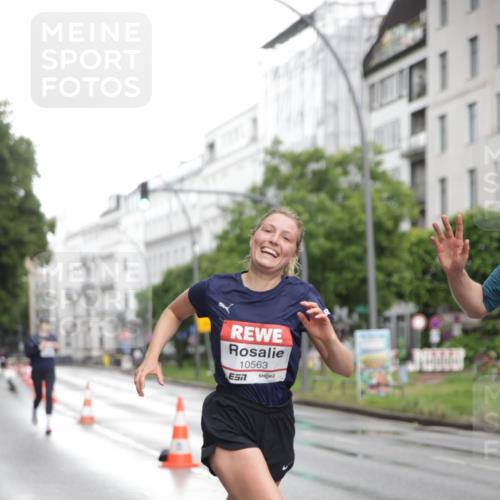 14.06.2026 - REWE Women's Run Jannik Wohlers http://msf.ph/oto/9793022 14.06.2026 09:52:09 Laufen 10563 meine-sportfotos.de