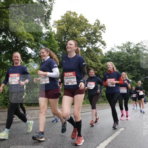 14.06.2026 - REWE Women's Run Jannik Wohlers http://msf.ph/oto/9793046 14.06.2026 10:08:12 Laufen 10689, 7, 10404, 10644, 57, 11125 meine-sportfotos.de
