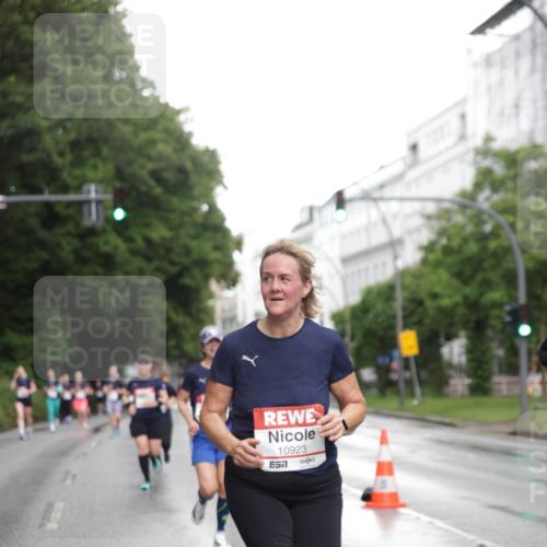 14.06.2026 - REWE Women's Run Jannik Wohlers http://msf.ph/oto/9793062 14.06.2026 09:52:14 Laufen 10923 meine-sportfotos.de