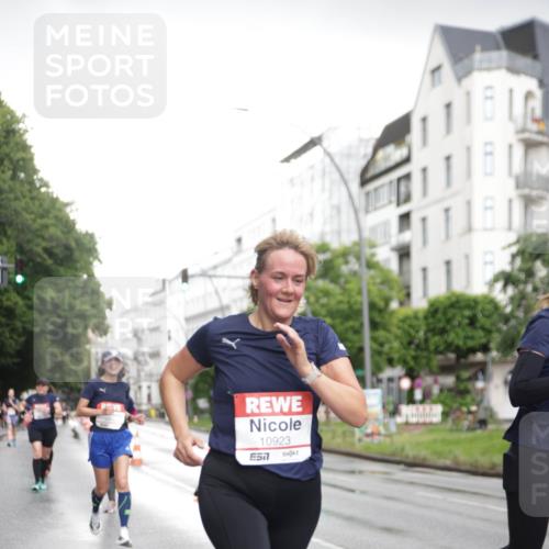 14.06.2026 - REWE Women's Run Jannik Wohlers http://msf.ph/oto/9793079 14.06.2026 09:52:14 Laufen 10923, 57 meine-sportfotos.de