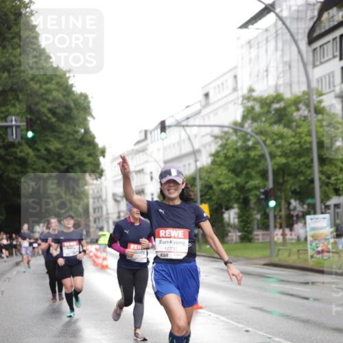 14.06.2026 - REWE Women's Run Jannik Wohlers http://msf.ph/oto/9793084 14.06.2026 09:52:15 Laufen 10737, 57 meine-sportfotos.de
