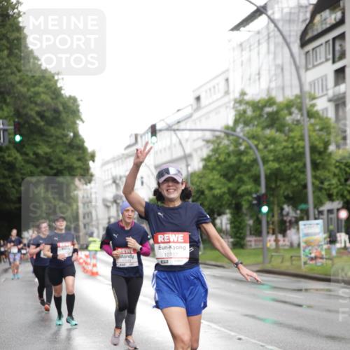 14.06.2026 - REWE Women's Run Jannik Wohlers http://msf.ph/oto/9793088 14.06.2026 09:52:15 Laufen 10737, 57 meine-sportfotos.de