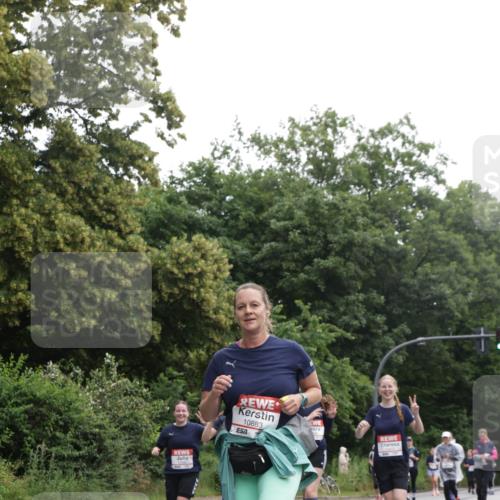 14.06.2026 - REWE Women's Run Jannik Wohlers http://msf.ph/oto/9793113 14.06.2026 10:08:18 Laufen 10883 meine-sportfotos.de