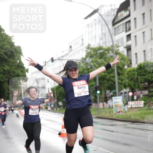 14.06.2026 - REWE Women's Run Jannik Wohlers http://msf.ph/oto/9793135 14.06.2026 09:52:18 Laufen 10399, 11399, 7 meine-sportfotos.de