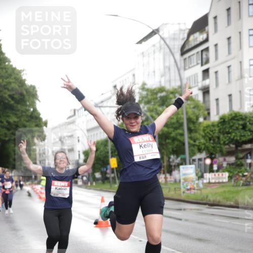 14.06.2026 - REWE Women's Run Jannik Wohlers http://msf.ph/oto/9793140 14.06.2026 09:52:18 Laufen 10399, 11399, 7 meine-sportfotos.de